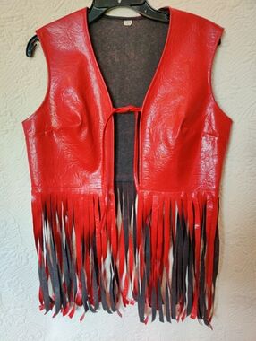 Women's Red Fringe Vinyl Open Vest With Tie Closure Size Large